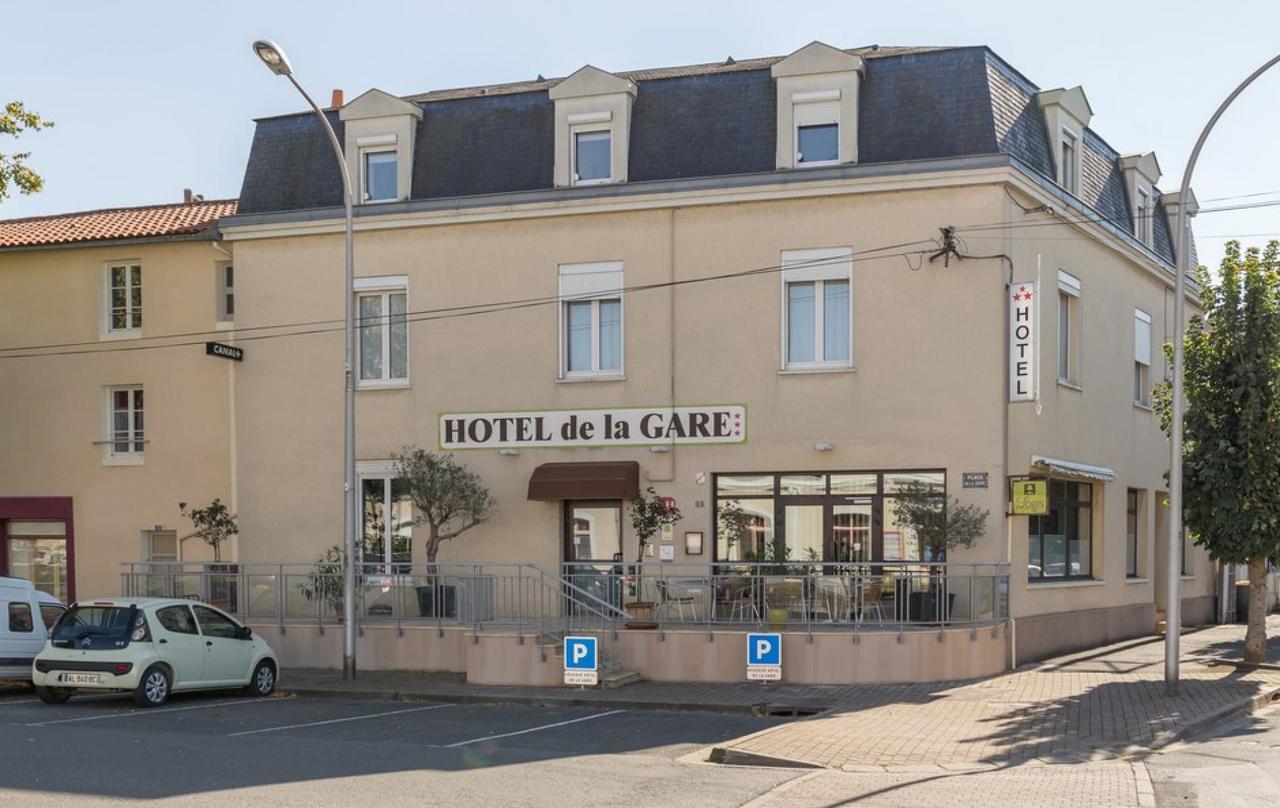 Hotel De La Gare Thouars Esterno foto